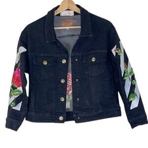 STYLE BY H1127  EMBROIDERED BLACK DENIM JCKET SIZE S